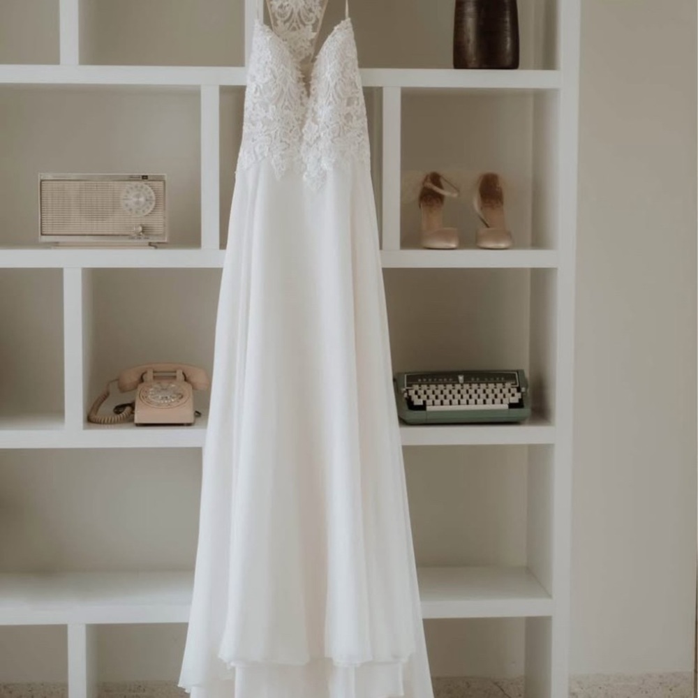 White Lace Top Wedding Dress